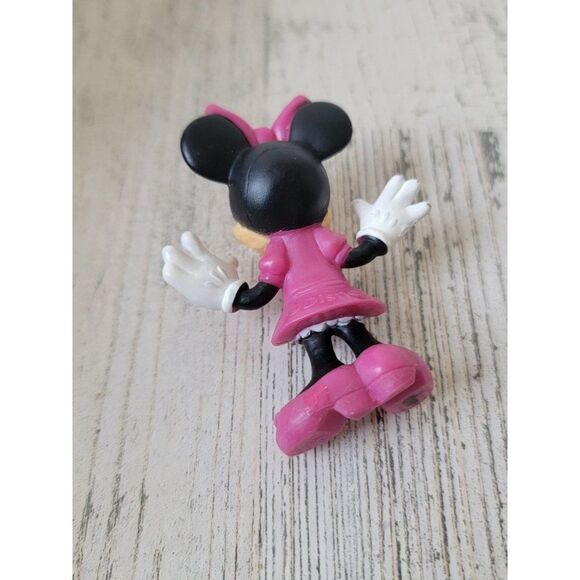 Mickey girlfriend Minnie Mouse miniature toy figure - Picture 4 of 4
